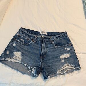 Abercrombie & Fitch Boyfriend Shorts Mid Rise